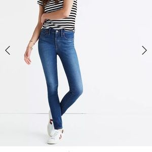 Madewell Tall 9" Mid-Rise Skinny Jeans in Patty Wash